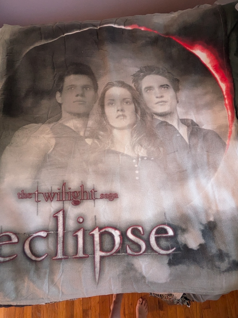 The Twilight Saga: Eclipse Full Cast Graphic Throw Blanket - Movie Poster